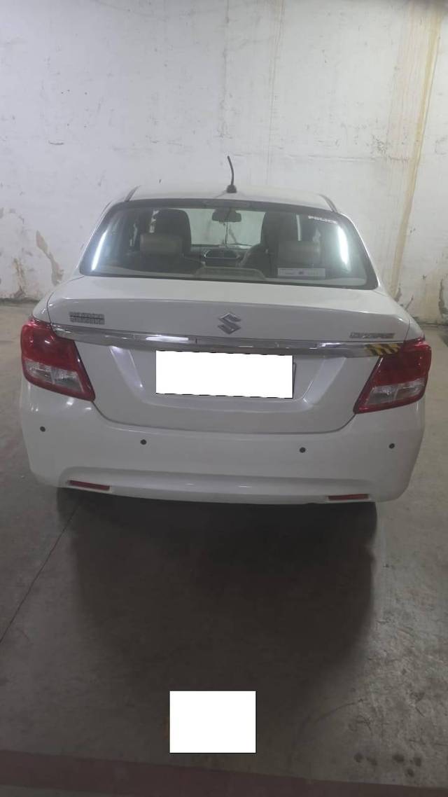 https://images10.gaadi.com/usedcar_image/4577977/original/processed_0bad3456-f2fb-4b08-be1d-c8af18b95776.jpg?imwidth=6402