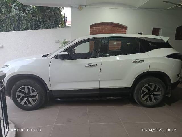 https://images10.gaadi.com/usedcar_image/4578017/original/processed_72e8415a-c6e7-4ab6-99b4-33010bdbc80d.jpeg?imwidth=6401