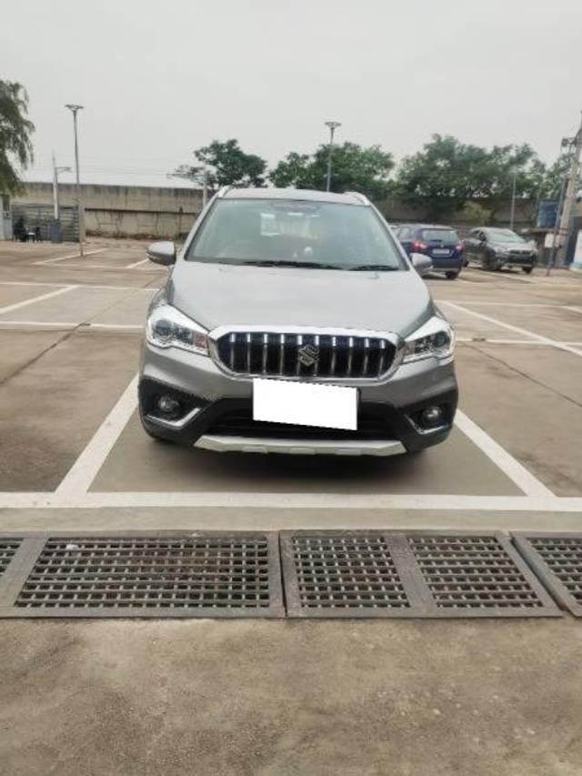 https://images10.gaadi.com/usedcar_image/4578034/original/processed_0e94872d-07c5-48b3-a770-b6474b693466.jpg?imwidth=6402