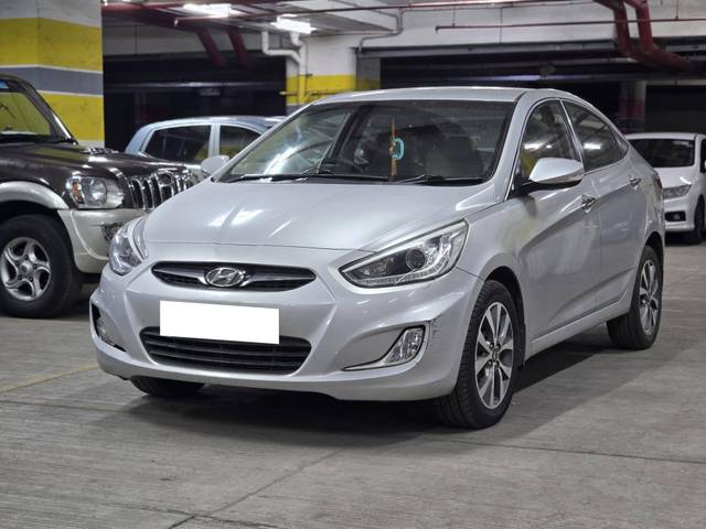 https://images10.gaadi.com/usedcar_image/4578121/original/processed_beea3dc4f032dd8cd954a245c540f870.jpg?imwidth=6402