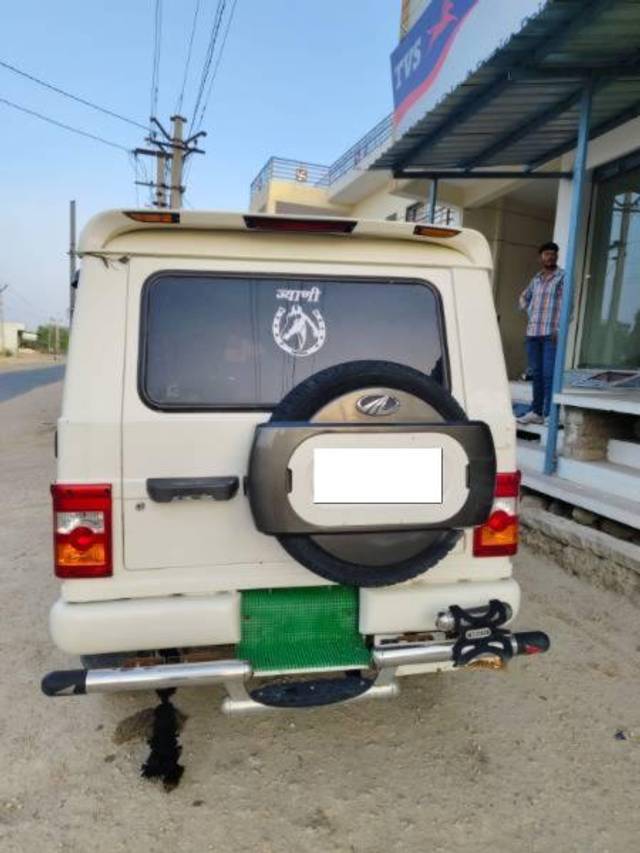 https://images10.gaadi.com/usedcar_image/4578177/original/processed_5da3501c-ed98-4eb8-a84a-dbc5470540e2.jpg?imwidth=6401
