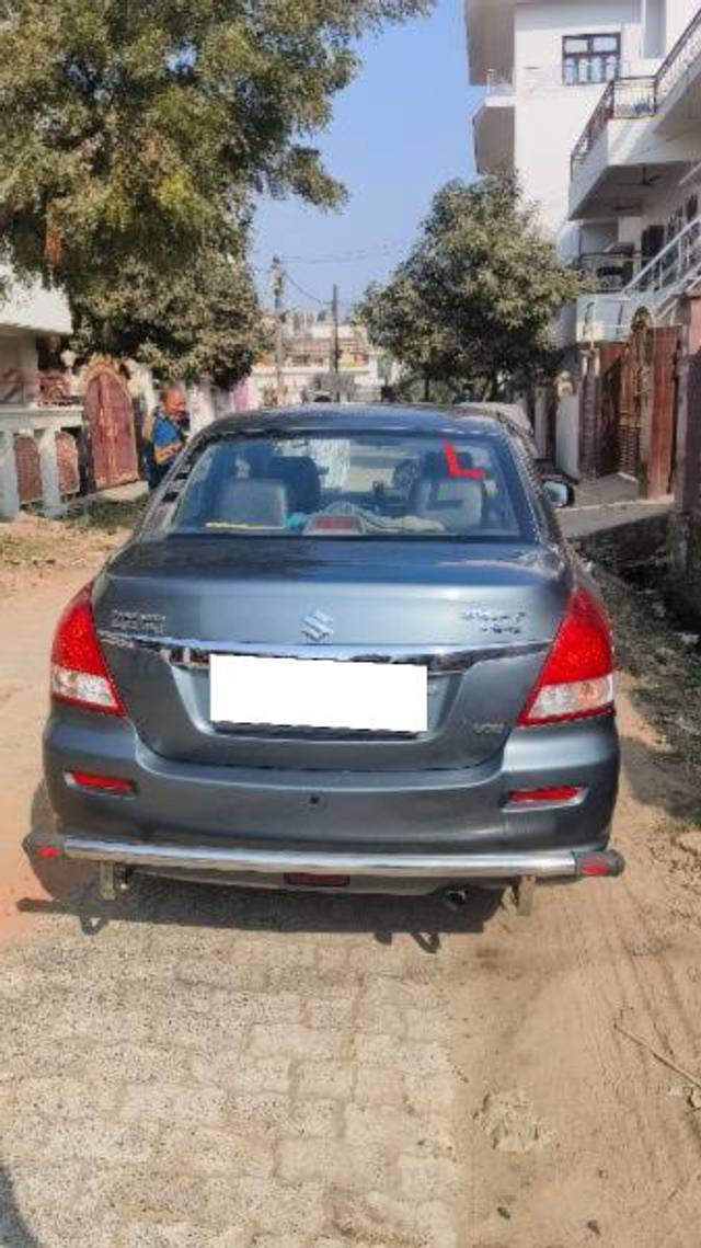 https://images10.gaadi.com/usedcar_image/4578269/original/processed_17be6ed2-7146-4bbd-b738-4ce464b222a1.jpg?imwidth=6401
