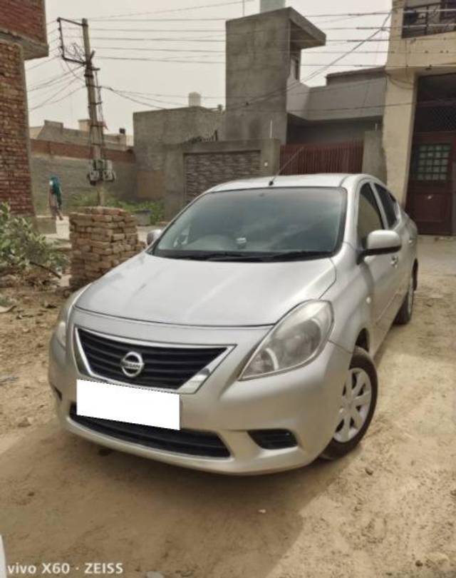 https://images10.gaadi.com/usedcar_image/4578303/original/processed_9030eaa1-5a38-434b-b3ad-ccaf3c556af0.jpg?imwidth=6402