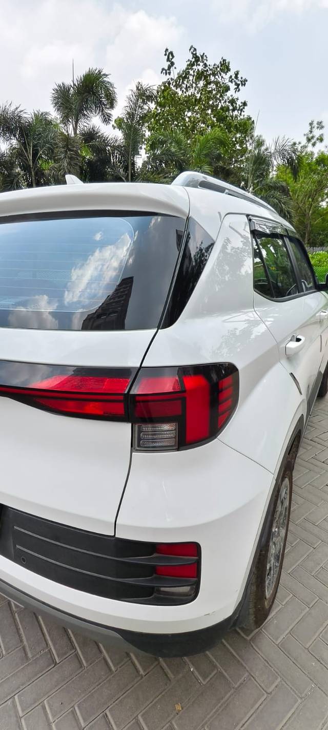 https://images10.gaadi.com/usedcar_image/4578354/original/54df070d2c4eeeadec2b4204e33e9a22.jpg?imwidth=6401