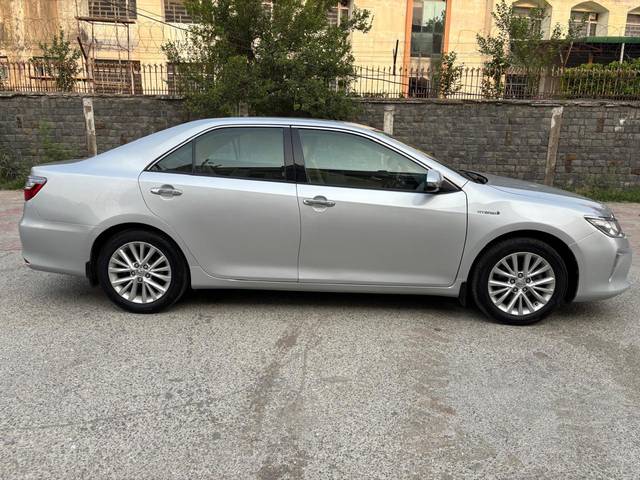 https://images10.gaadi.com/usedcar_image/4578397/original/processed_10c375c872eda6ffb81da0eb33ffa4b8.jpg?imwidth=6401