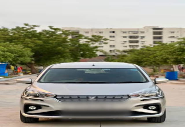 https://images10.gaadi.com/usedcar_image/4578439/original/a4e6c0f1-4506-4eb0-a6a4-8da7177db341.?imwidth=6402
