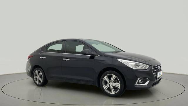 https://images10.gaadi.com/usedcar_image/4578491/original/c6d4d8fa484af00319ae8ca08ded658f.jpg?imwidth=6400
