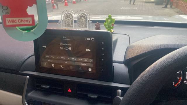 https://images10.gaadi.com/usedcar_image/4578525/original/dd1cabc9bcd21a0e955fdc3091a7e68c.jpg?imwidth=6401