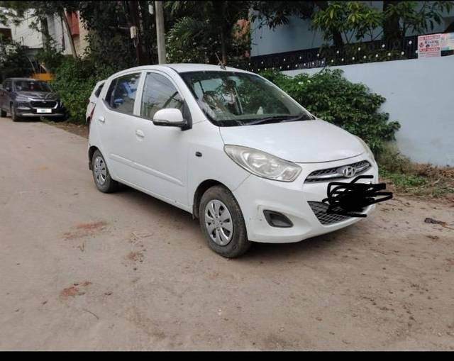 https://images10.gaadi.com/usedcar_image/4578531/original/processed_08b1beae-54ef-41a7-9035-4eba17dd9c03.jpeg?imwidth=6400