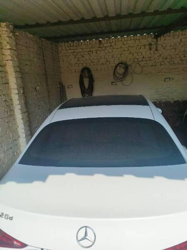 https://images10.gaadi.com/usedcar_image/4578552/original/processed_33935a52-3388-4823-b334-e79557228288.jpg?imwidth=6402