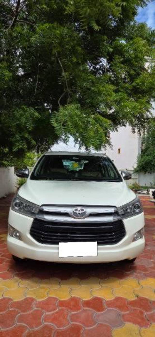 https://images10.gaadi.com/usedcar_image/4578559/original/processed_5c2ec43d-1174-4ccc-ac48-633e6b36be5e.jpg?imwidth=6400