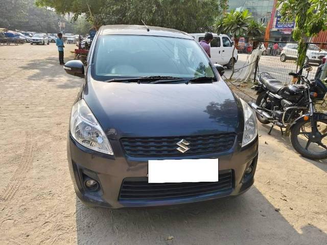 https://images10.gaadi.com/usedcar_image/4578566/original/processed_c4222d5a-fdab-4004-8214-bbf4e8f613a4.jpg?imwidth=6401
