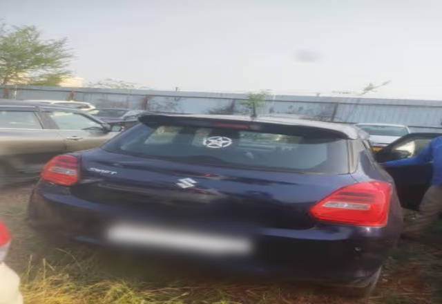 https://images10.gaadi.com/usedcar_image/4578576/original/e3481771-bcc1-49cb-bc3d-98cc469968da.?imwidth=6402