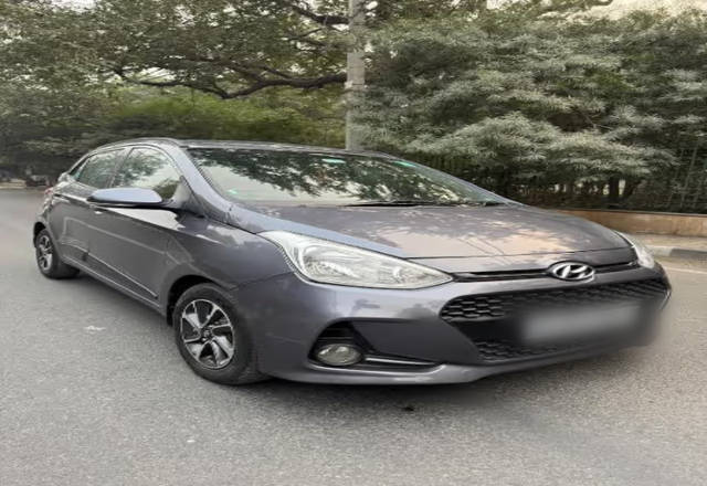 https://images10.gaadi.com/usedcar_image/4578614/original/a77e5ff4-2db7-4b8a-a268-5ea90d9d5603.?imwidth=6400