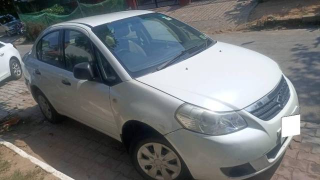 https://images10.gaadi.com/usedcar_image/4578615/original/processed_7326ee11-f907-41b8-abed-25523c37651b.jpg?imwidth=6400