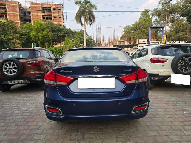 https://images10.gaadi.com/usedcar_image/4578624/original/processed_cd15afcafae5f8ef7d5f290b6048474b.jpg?imwidth=6401