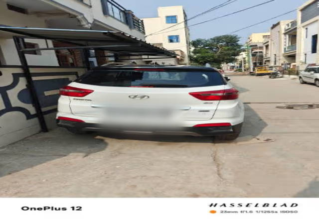 https://images10.gaadi.com/usedcar_image/4578634/original/ba24a3af-51af-43ed-8fda-208ca5da5676.?imwidth=6400