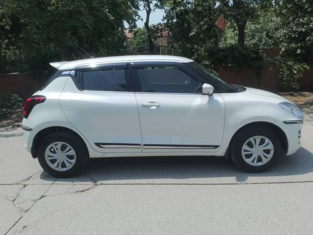 https://images10.gaadi.com/usedcar_image/4578703/original/02744dd1817b5bcfc1a8a2f058b3a921.jpg?imwidth=6401