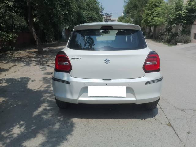 https://images10.gaadi.com/usedcar_image/4578703/original/processed_81b38866dee75926117280b10b940335.jpg?imwidth=6402