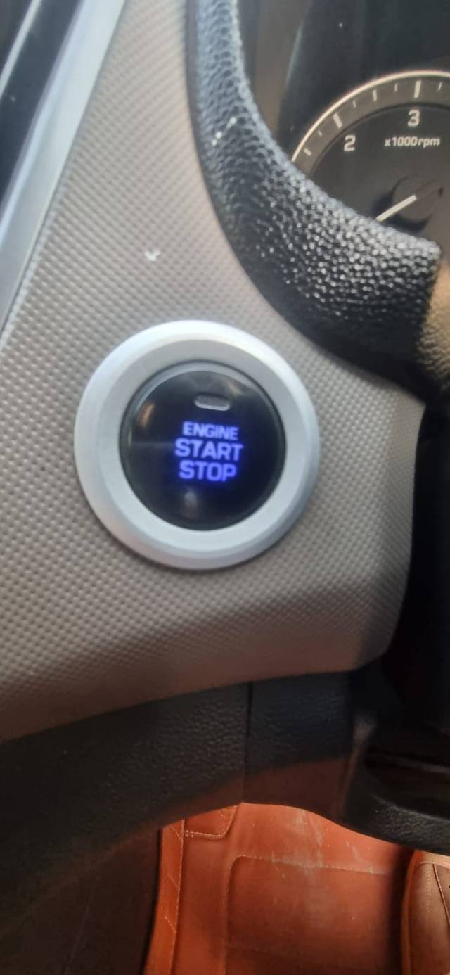 https://images10.gaadi.com/usedcar_image/4578720/original/5a6ef741e7ea295c069f4a6586db1efa.jpg?imwidth=6402