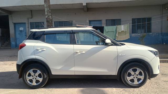 https://images10.gaadi.com/usedcar_image/4578744/original/5c06eabcccc5cbd39523b13087f37732.jpg?imwidth=6401