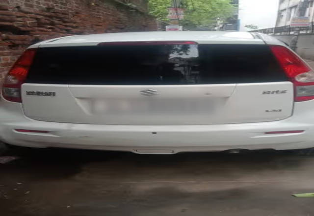 https://images10.gaadi.com/usedcar_image/4578756/original/4f83eccb-aea7-4761-b1ef-b313967043c2.?imwidth=6400