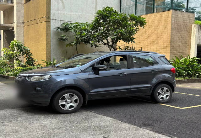 https://images10.gaadi.com/usedcar_image/4578783/original/d3969e54-bad4-4996-9295-f9f74510a964.?imwidth=6401