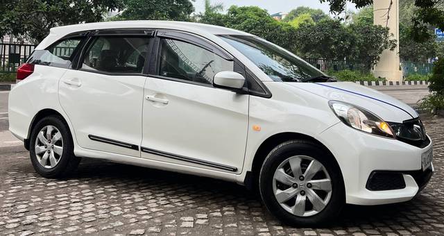 https://images10.gaadi.com/usedcar_image/4578808/original/processed_3a50f75b-ae32-48aa-8c9f-16835da4f5f8.jpg?imwidth=6400
