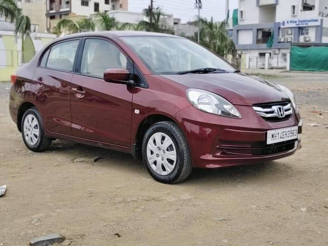 https://images10.gaadi.com/usedcar_image/4578813/original/processed_da55010f99d6fc4f490faf2123ba859f.jpg?imwidth=6400