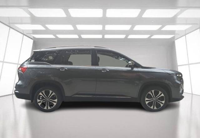 https://images10.gaadi.com/usedcar_image/4578825/original/1a70a43e20bb581ada2fe618aed07d7d.jpeg?imwidth=6401