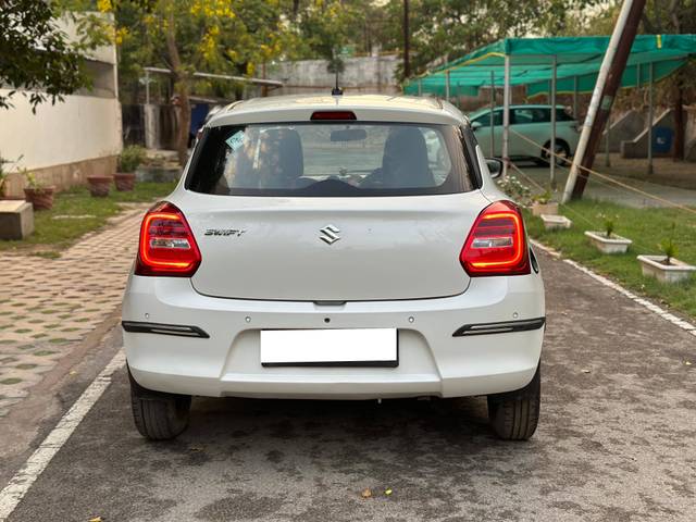 https://images10.gaadi.com/usedcar_image/4578842/original/processed_f4b091140befc45bdc033f3133f23f34.jpg?imwidth=6401
