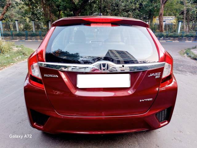 https://images10.gaadi.com/usedcar_image/4578851/original/processed_6fee1ac5596a6e6f2b052922ef7cb473.jpg?imwidth=6402
