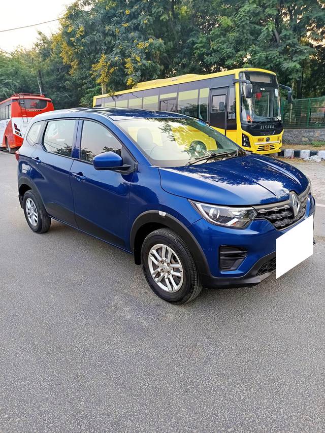 https://images10.gaadi.com/usedcar_image/4578863/original/processed_f664339e5d8b1a42e0b982bcdf053ff6.jpg?imwidth=6400