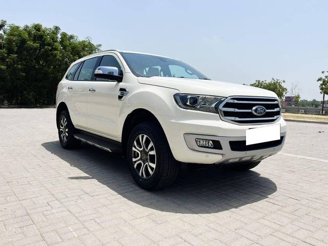 https://images10.gaadi.com/usedcar_image/4578888/original/processed_3a0984b87c2387e694c50240e1da931f.jpg?imwidth=6400