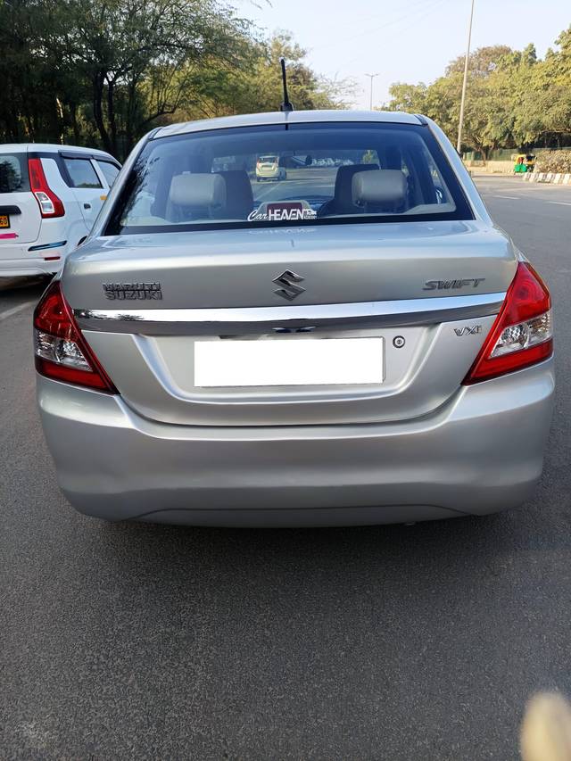 https://images10.gaadi.com/usedcar_image/4578898/original/processed_804bd5df2f4e624f62f9990b8c0aa10b.jpg?imwidth=6402
