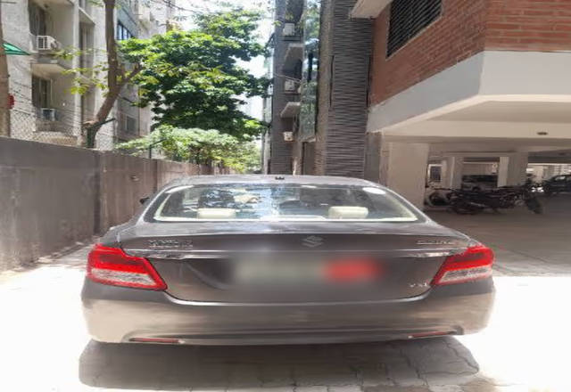 https://images10.gaadi.com/usedcar_image/4578903/original/4db07710-3ace-404d-b95f-86cbe1532d73.?imwidth=6402