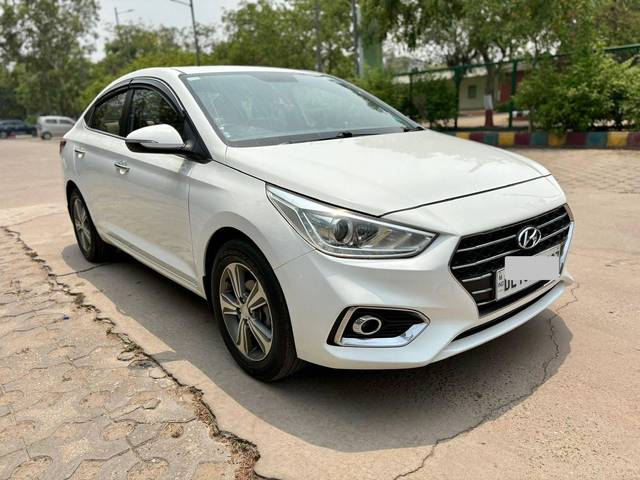 https://images10.gaadi.com/usedcar_image/4578982/original/processed_1e08e62d38f8cd284ff885a46fc370e3.jpg?imwidth=6400
