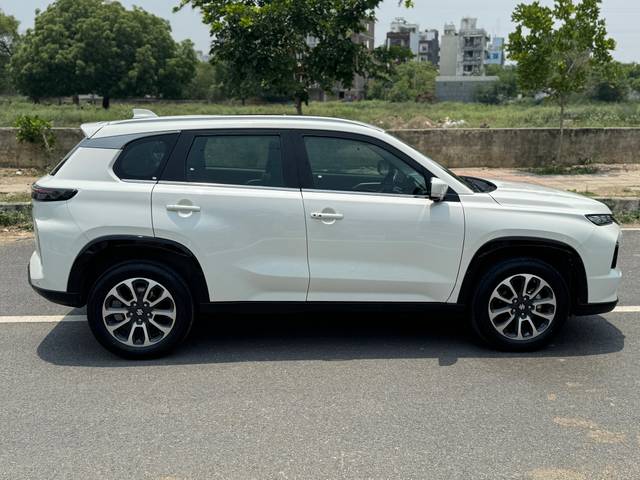 https://images10.gaadi.com/usedcar_image/4579015/original/fa98b6b974219b5c210e870c8307dedb.jpg?imwidth=6401