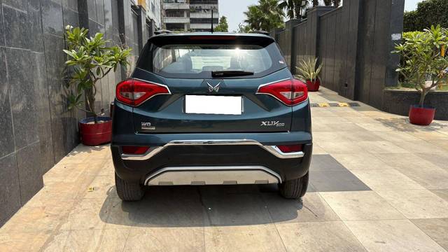 https://images10.gaadi.com/usedcar_image/4579023/original/processed_4b80add8dcd02b16c52986a484cd344c.jpg?imwidth=6402