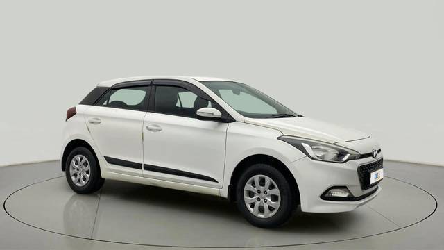https://images10.gaadi.com/usedcar_image/4579037/original/26503172931e2eef05fd6d8f9ad0fb11.jpg?imwidth=6400