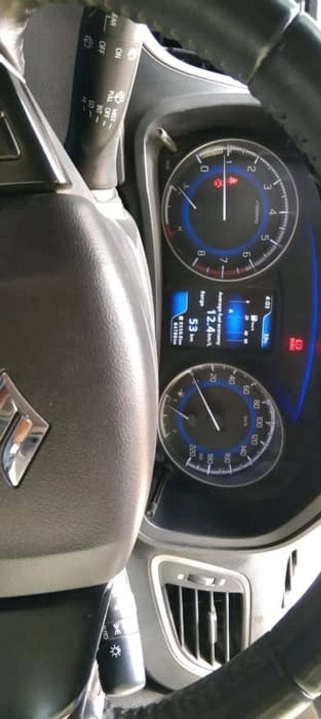 https://images10.gaadi.com/usedcar_image/4579041/original/3e7ac6de2023049662699d4a3887db6d.jpg?imwidth=6401