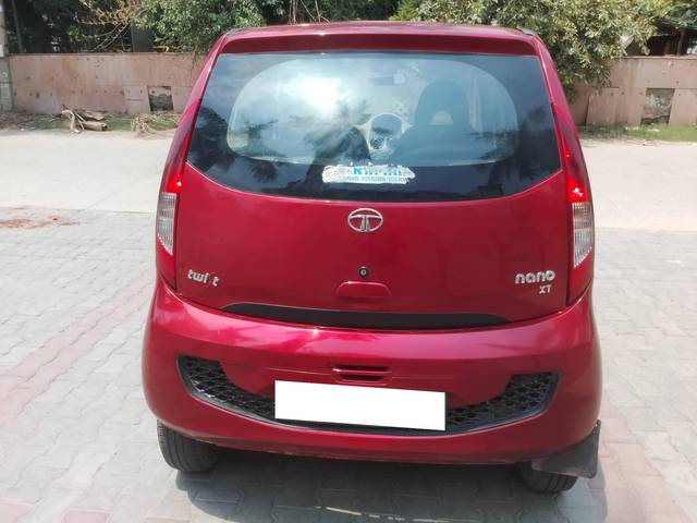 https://images10.gaadi.com/usedcar_image/4579059/original/processed_5b32c3a00760f1bdd667ecca67e5957c.jpg?imwidth=6402