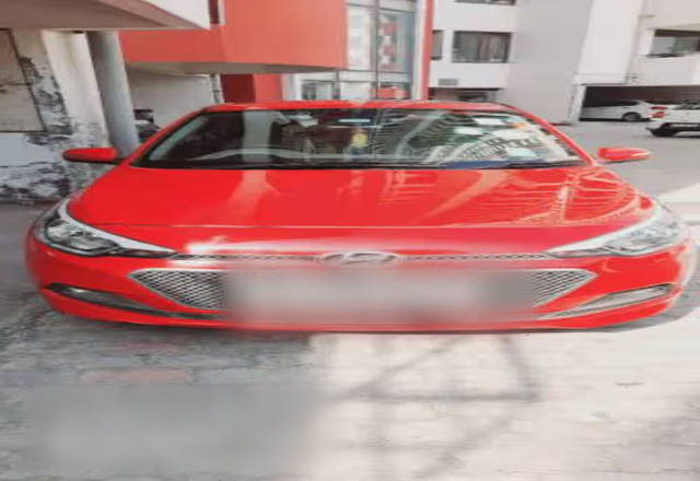 https://images10.gaadi.com/usedcar_image/4579072/original/6e92769f-71fe-4b8a-9593-21645dda2229.?imwidth=6400