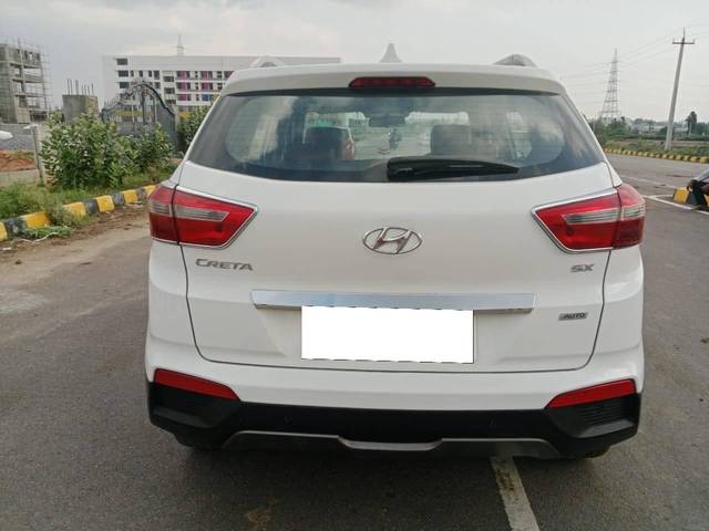 https://images10.gaadi.com/usedcar_image/4579082/original/processed_ca7da6b7debbe51df52a9e038d3466f5.jpg?imwidth=6402