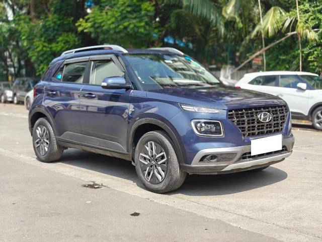 https://images10.gaadi.com/usedcar_image/4579086/original/processed_c510ba7392200261e46f2c2fe35ab411.jpg?imwidth=6400