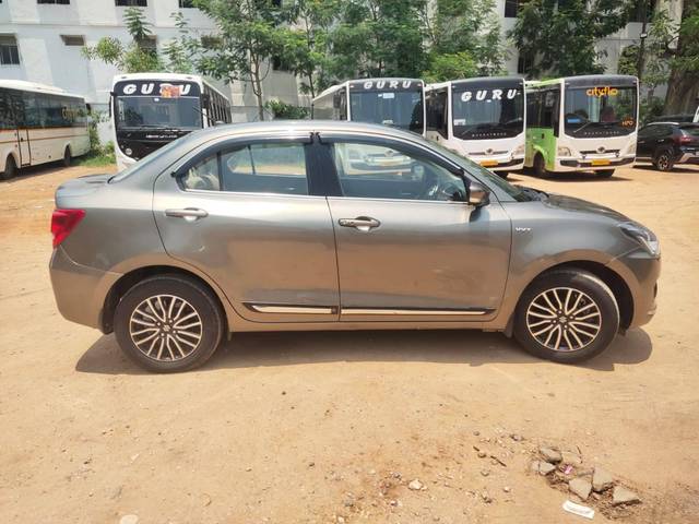 https://images10.gaadi.com/usedcar_image/4579091/original/processed_b5d98e0cbd176354b5d1e9a61b4b8300.jpg?imwidth=6401