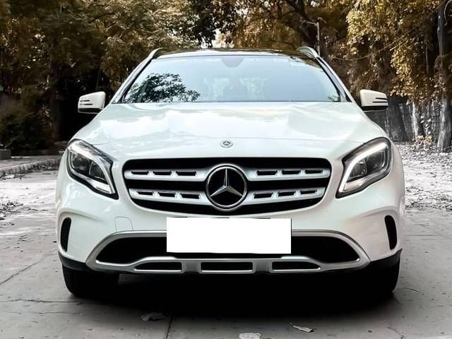 https://images10.gaadi.com/usedcar_image/4579172/original/processed_cb0527778acd8bf885e7635a2b14ba29.jpg?imwidth=6400