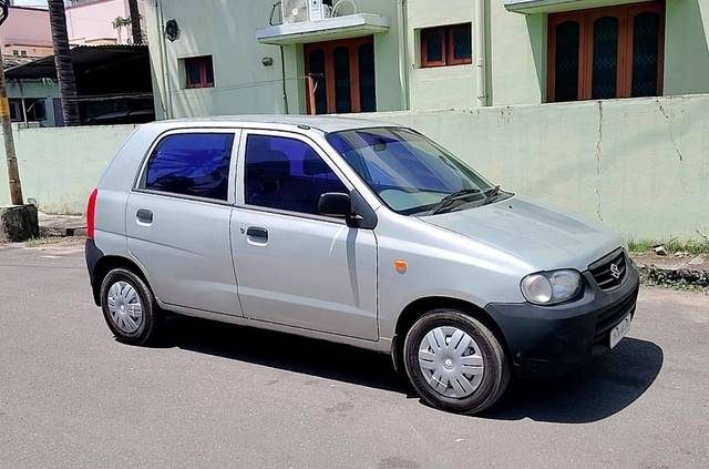 https://images10.gaadi.com/usedcar_image/4579174/original/processed_1e2acebe3f8965daef4641a980c2eee3.jpg?imwidth=6400