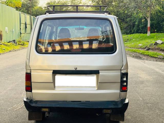 https://images10.gaadi.com/usedcar_image/4579188/original/processed_c75580ad02d6cbaedc9ad2a5f1cb0e1a.jpg?imwidth=6402