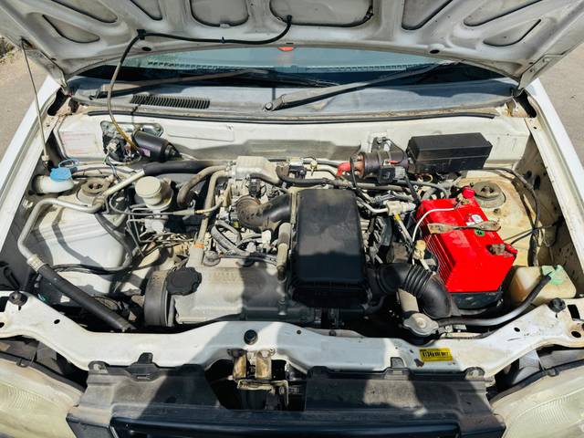 https://images10.gaadi.com/usedcar_image/4579192/original/c302ef1b9eee26505297f3ed1d0aba93.jpg?imwidth=6402